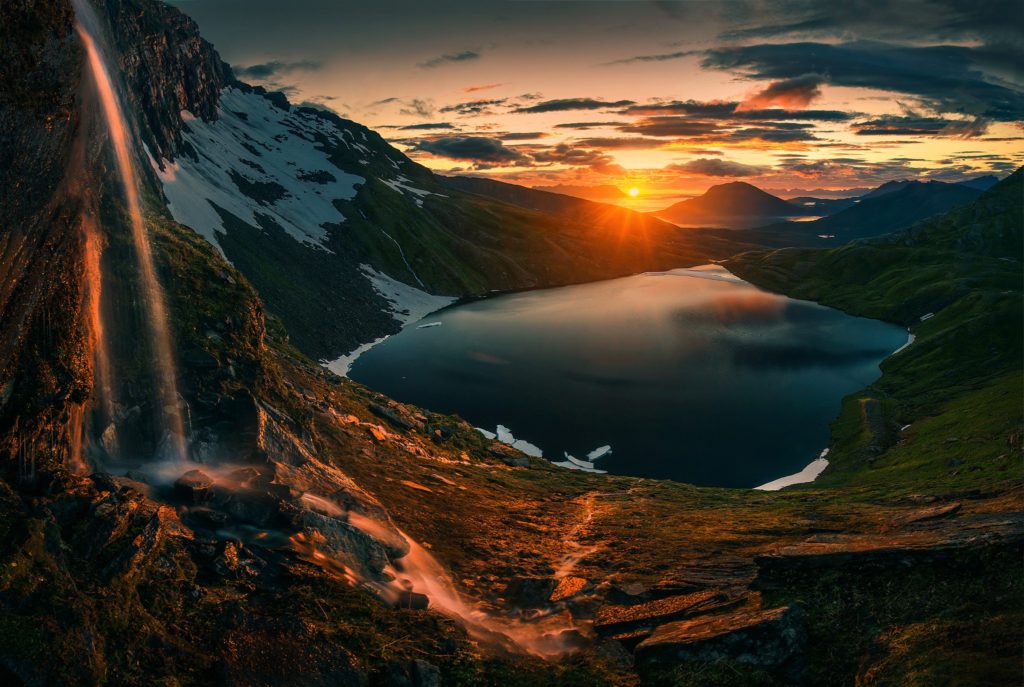Autumn sunset over the mountain lake