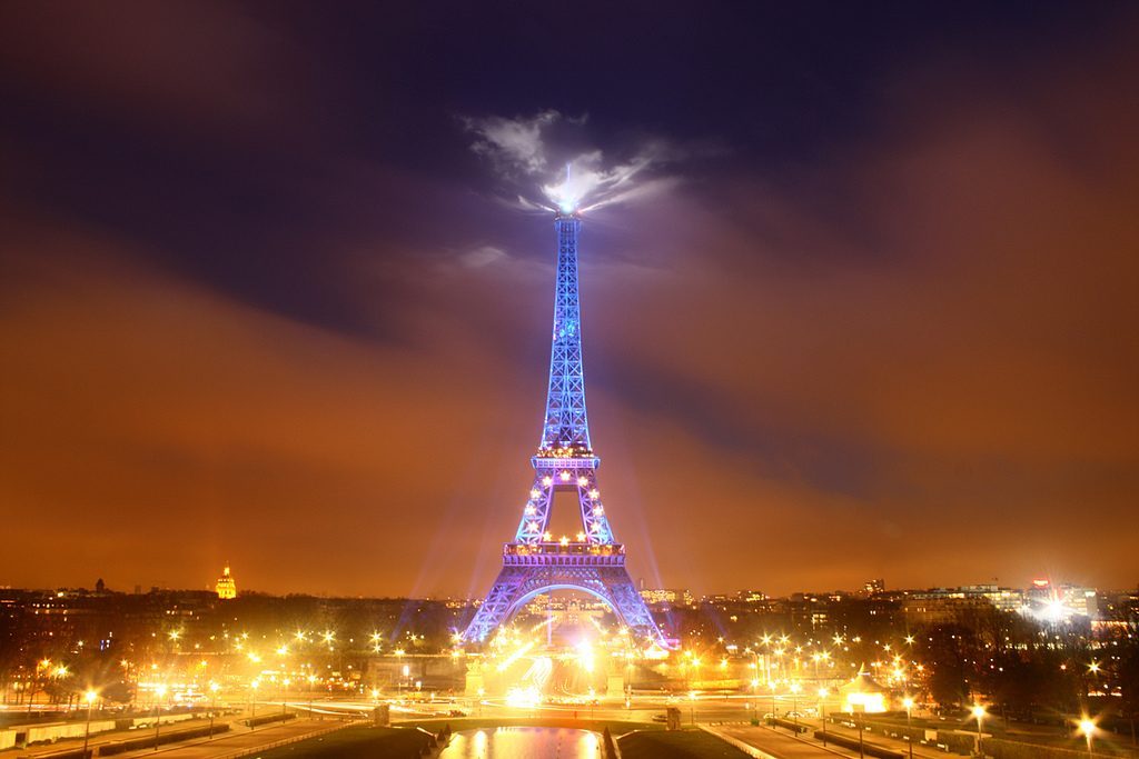 Tour Eiffel Lightning