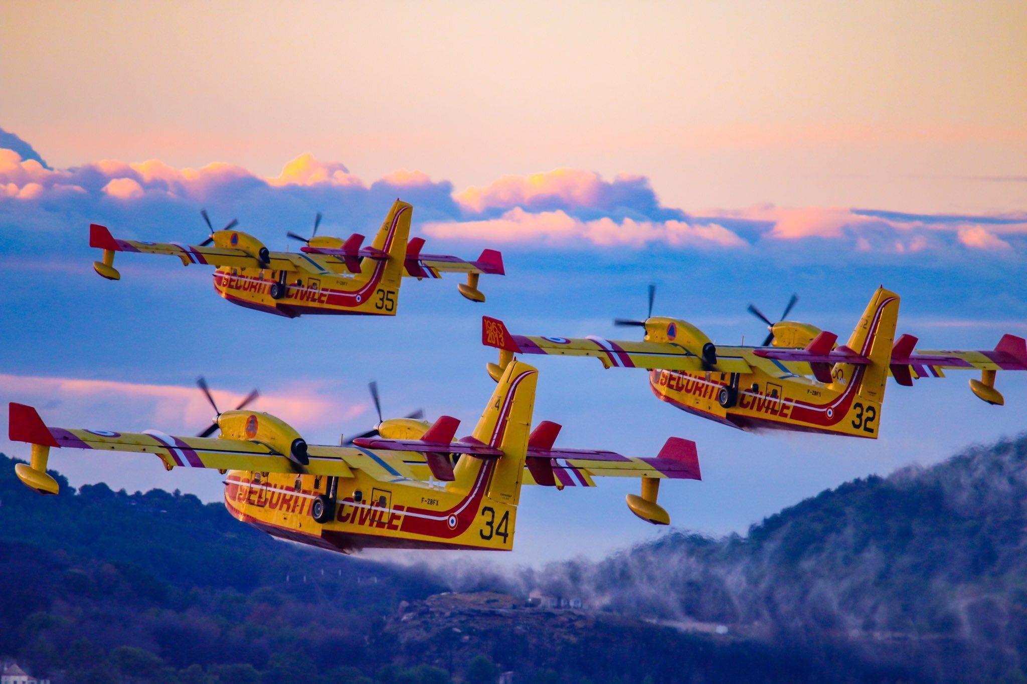 Canadairs, France